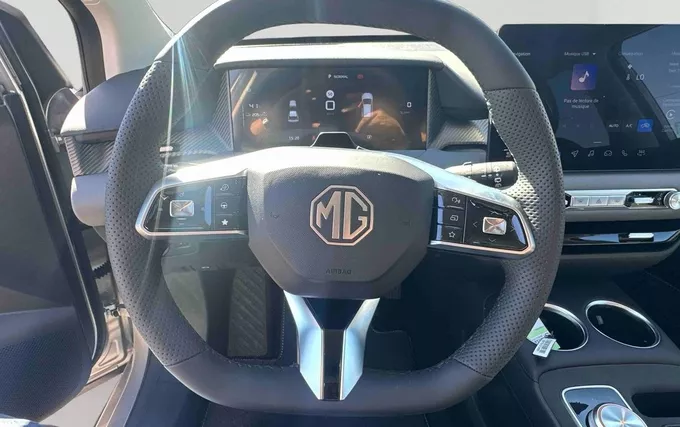 MG MG4 EV 77kWh - 180 kW Premium photo 12 9865