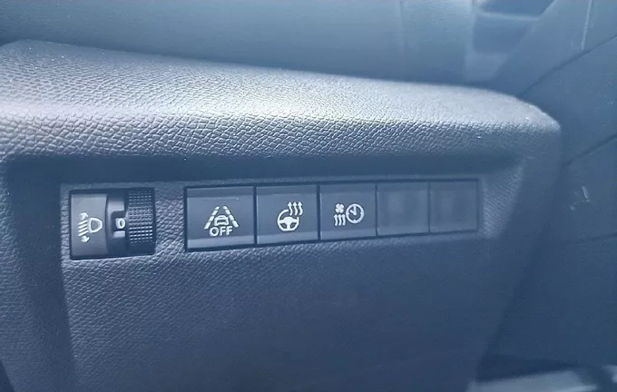 CITROEN C4 e-C4 136 ch Automatique Feel photo 23 943891