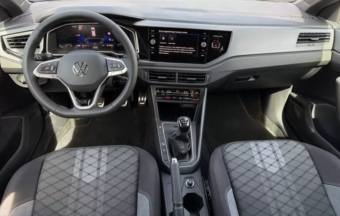 VOLKSWAGEN POLO 1.0 TSI 95 S&S BVM5 R-Line Edition photo 18 1801