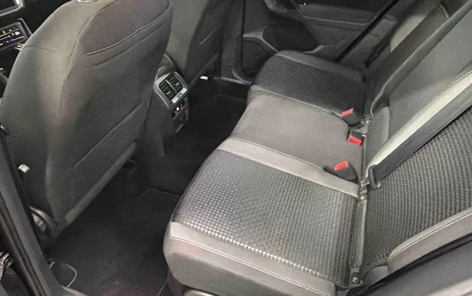 VOLKSWAGEN TIGUAN 2.0 TDI 150ch DSG7 4Motion Active photo 14 213660