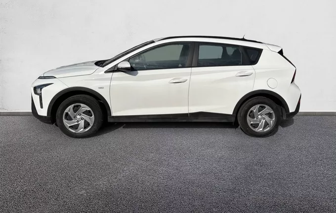 HYUNDAI BAYON 1.0 T-GDi 100 Hybrid 48V Initia extérieur côté gauche 13771