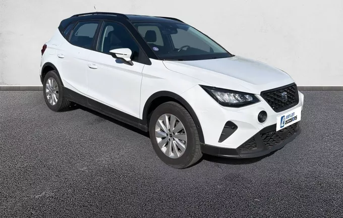SEAT ARONA 1.0 TSI 110 ch Start/Stop DSG7 Business extérieur trois quart avant droit 2124132