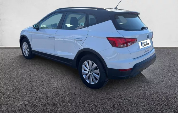 SEAT ARONA 1.0 TSI 110 ch Start/Stop DSG7 Business extérieur trois quart arrière gauche 2124132
