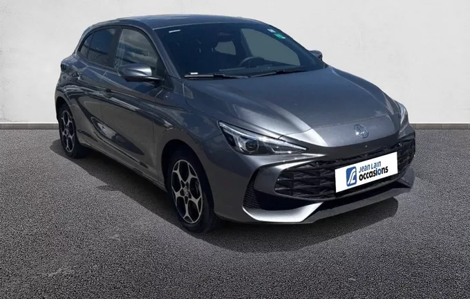 MG MG3 1.5 L Hybrid+ 195 ch Luxury extérieur trois quart avant droit 601189