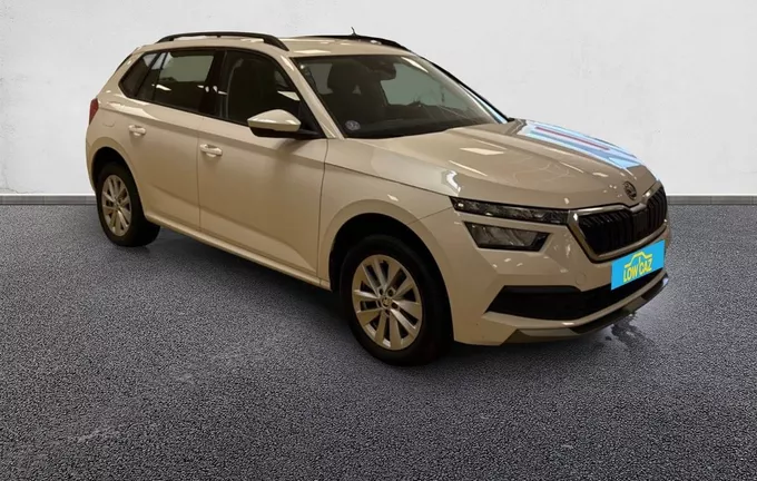 SKODA KAMIQ 1.0 TSI Evo 110 ch DSG7 Ambition extérieur trois quart avant droit 213177