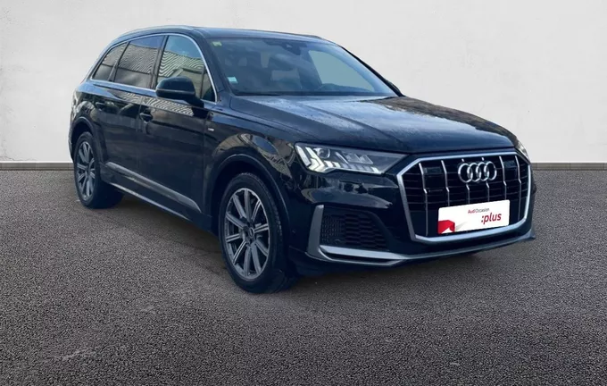 AUDI Q7 55 TFSI e 380 Tiptronic 8 Quattro S line extérieur trois quart avant droit 2122880