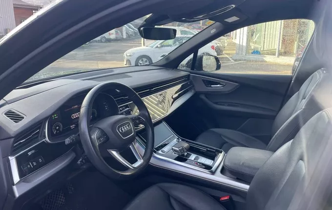 AUDI Q7 55 TFSI e 380 Tiptronic 8 Quattro S line photo 11 2122880