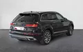 Miniature AUDI Q7 55 TFSI e 380 Tiptronic 8 Quattro S line extérieur trois quart arrière droit 2122880