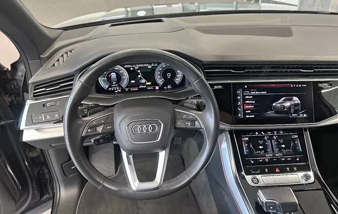 AUDI Q7 55 TFSI e 380 Tiptronic 8 Quattro S line photo 12 2122880