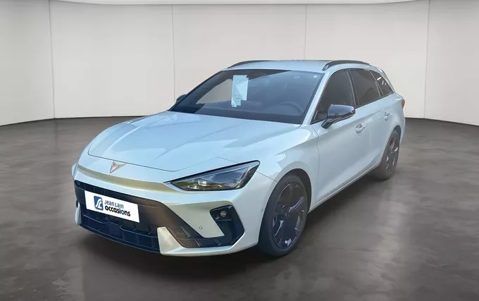 CUPRA LEON Sportstourer 1.5 eTSI Hybrid 150 ch DSG7 V extérieur trois quart avant gauche 2132727