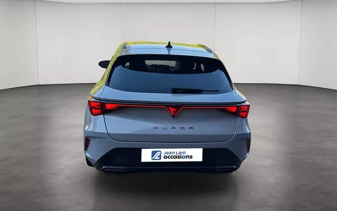 CUPRA LEON Sportstourer 1.5 eTSI Hybrid 150 ch DSG7 V extérieur arrière 2132727