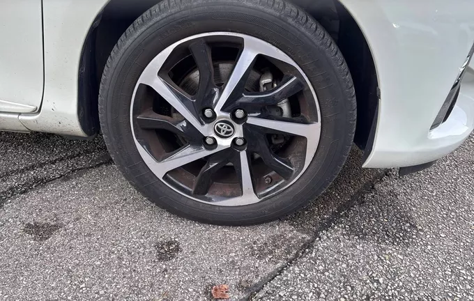 TOYOTA YARIS Hybride 100h Collection photo 9 