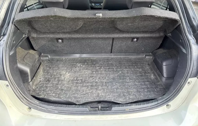 TOYOTA YARIS Hybride 100h Collection photo 10 