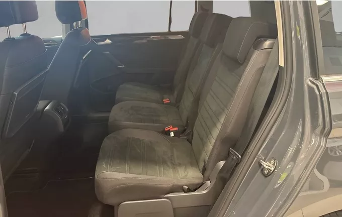 VOLKSWAGEN TOURAN 2.0 TDI 150 DSG7 7pl Style extérieur arrière 2128673