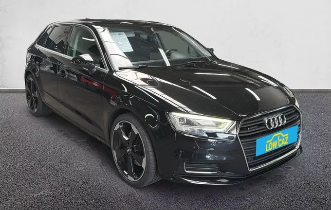 AUDI A3 Sportback 40 TFSI 190 S tronic 7 Quattro Design Luxe extérieur trois quart avant droit 213285