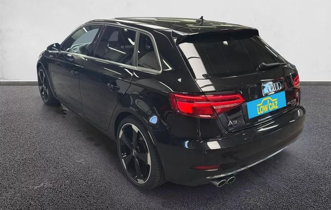 AUDI A3 Sportback 40 TFSI 190 S tronic 7 Quattro Design Luxe extérieur trois quart arrière gauche 213285