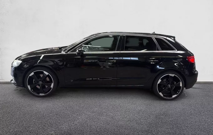 AUDI A3 Sportback 40 TFSI 190 S tronic 7 Quattro Design Luxe extérieur côté gauche 213285