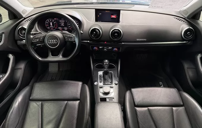 AUDI A3 Sportback 40 TFSI 190 S tronic 7 Quattro Design Luxe photo 18 213285