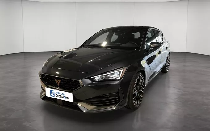 CUPRA LEON 1.4 e-HYBRID 245 ch DSG6 VZ extérieur trois quart avant gauche 2131645