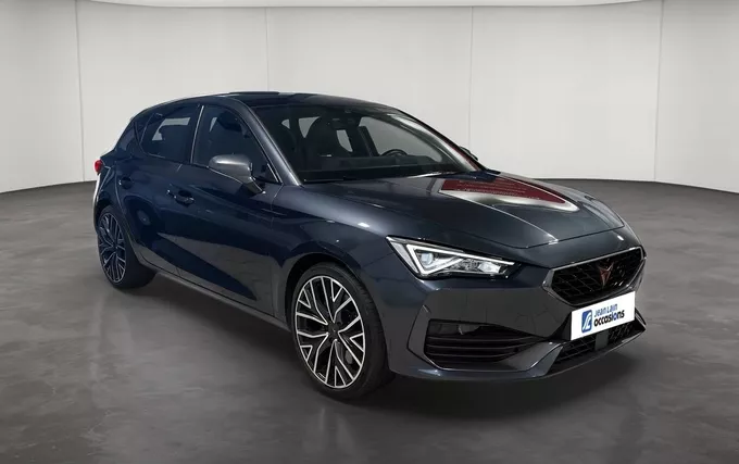 CUPRA LEON 1.4 e-HYBRID 245 ch DSG6 VZ extérieur trois quart avant droit 2131645