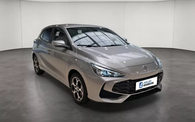 MG MG3 1.5 L Hybrid+ 195 ch Luxury extérieur trois quart avant droit 601300