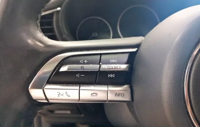 MAZDA CX-30 2.0L e-SKYACTIV X M Hybrid 186 ch 4x2 BVA6 Exclusive photo 12 213077