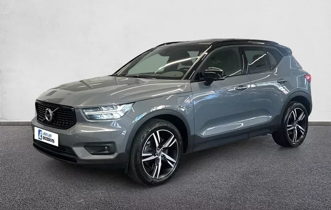 VOLVO XC40 T5 Recharge 180+82 ch DCT7 R-Design extérieur trois quart avant gauche 2129222