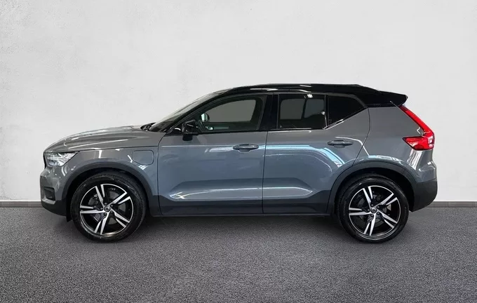 VOLVO XC40 T5 Recharge 180+82 ch DCT7 R-Design extérieur côté gauche 2129222