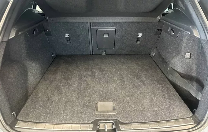 VOLVO XC40 T5 Recharge 180+82 ch DCT7 R-Design photo 10 2129222