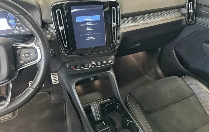 VOLVO XC40 T5 Recharge 180+82 ch DCT7 R-Design photo 13 2129222
