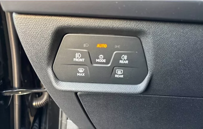 CUPRA LEON Sportstourer 1.5 eTSI Hybrid 150 ch DSG7 V photo 19 0450