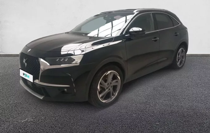 DS DS7 CROSSBACK Hybride E-Tense 300 EAT8 4x4 Grand Chic extérieur trois quart avant gauche 944324
