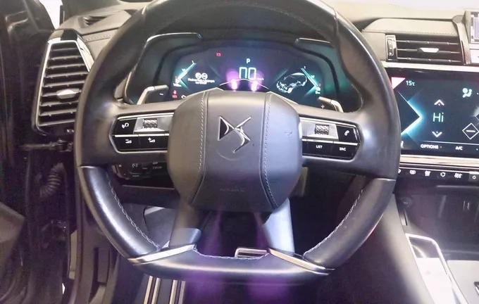 DS DS7 CROSSBACK Hybride E-Tense 300 EAT8 4x4 Grand Chic extérieur trois quart arrière droit 944324