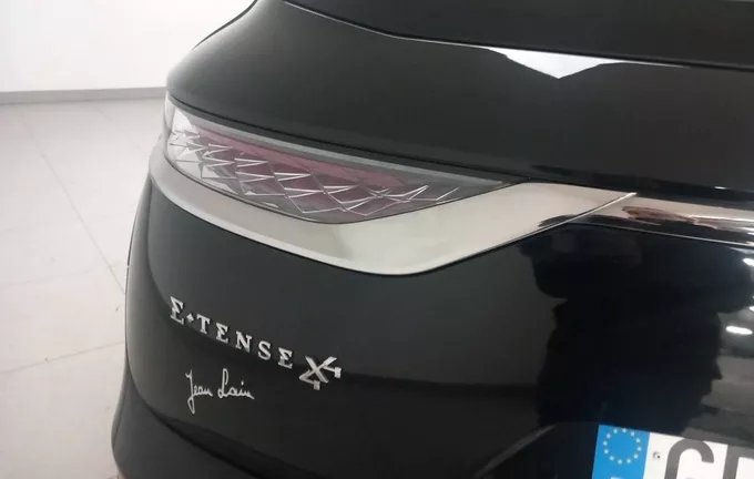 DS DS7 CROSSBACK Hybride E-Tense 300 EAT8 4x4 Grand Chic extérieur côté gauche 944324