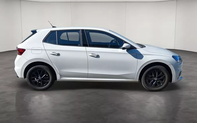 SKODA FABIA 1.0 MPI 80 ch BVM5 Ambition extérieur côté droit 2131806