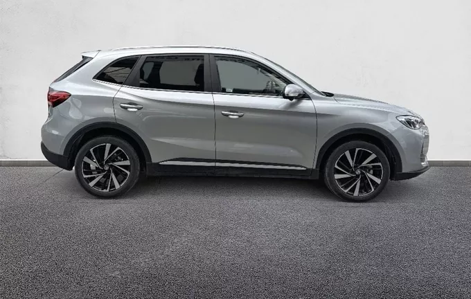 MG ZS 1.5 L Hybrid+ 197 ch Luxury extérieur côté droit 00000000000000000