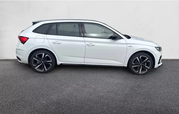 SKODA SCALA 1.0 TSI Evo 2 116 ch DSG7 Monte-Carlo extérieur côté droit 9750