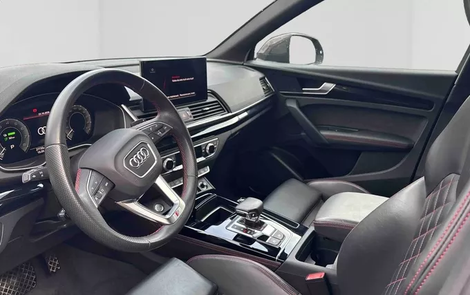 AUDI Q5 50 TFSIe 299 S tronic 7 Quattro S line photo 12 2130881