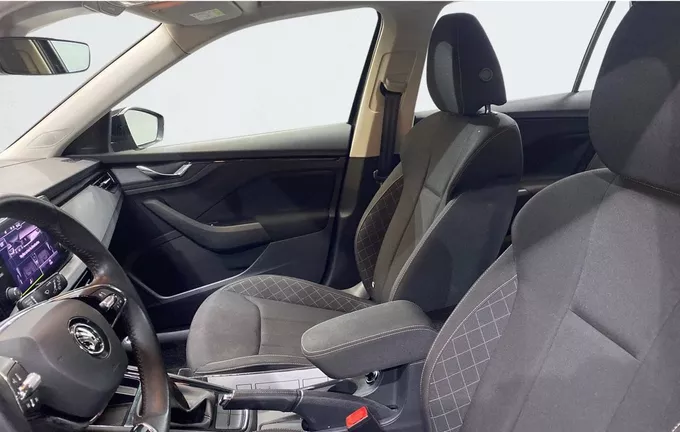 SKODA KAMIQ 1.0 TSI Evo 110 ch DSG7 Ambition extérieur trois quart arrière droit 2129078