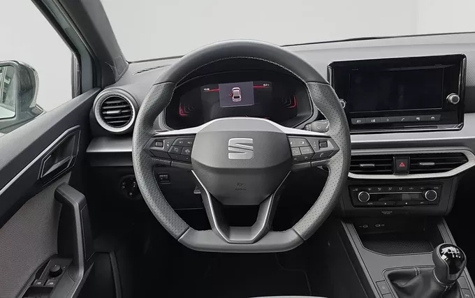 SEAT IBIZA 1.0 TSI 95 ch S/S BVM5 FR photo 12 1380
