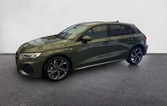 AUDI A3 Sportback TFSI e Hybride rechargeable 204 S tronic 6 S line extérieur côté gauche 6049