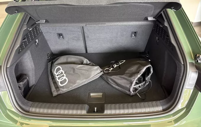 AUDI A3 Sportback TFSI e Hybride rechargeable 204 S tronic 6 S line photo 10 6049