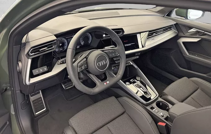 AUDI A3 Sportback TFSI e Hybride rechargeable 204 S tronic 6 S line photo 11 6049