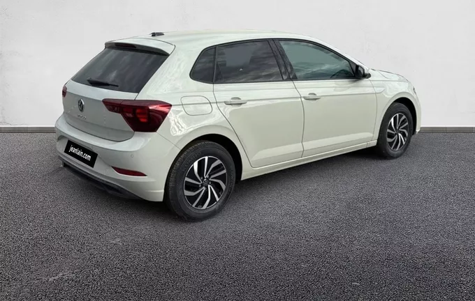 VOLKSWAGEN POLO 1.0 TSI 95 S&S BVM5 VW Edition extérieur trois quart arrière droit 1990