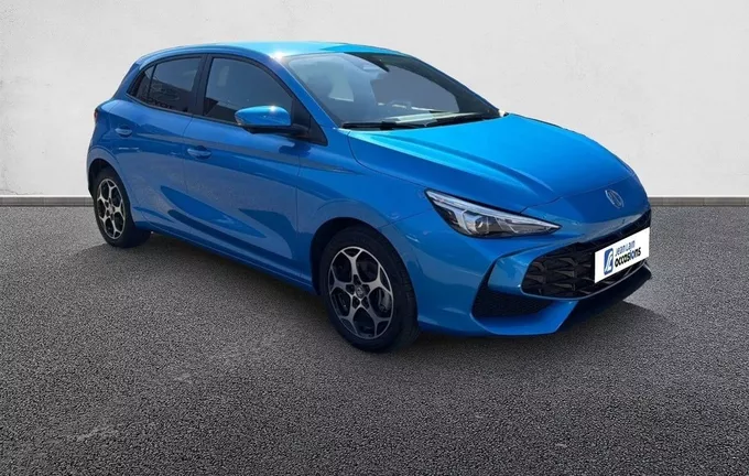MG MG3 1.5 L Hybrid+ 195 ch Luxury extérieur trois quart avant droit 601216