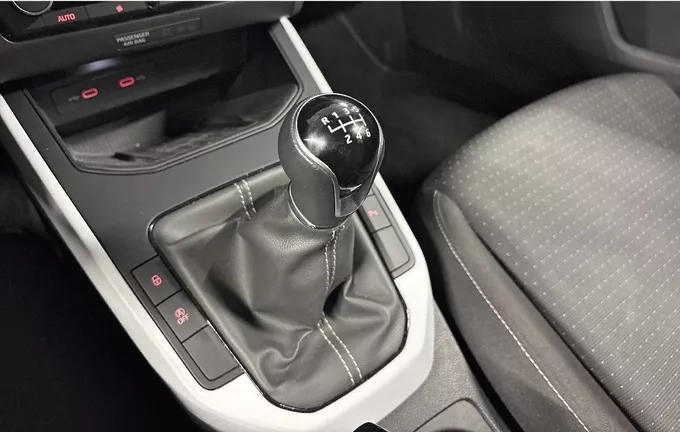 SEAT ARONA 1.0 TSI 110 ch Start/Stop BVM6 Copa photo 16 2131429