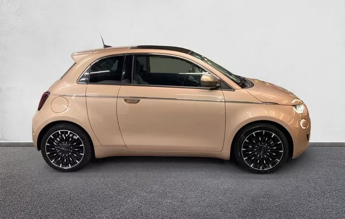 FIAT 500 3+1 e 118 ch Icône Plus extérieur côté droit 2131603