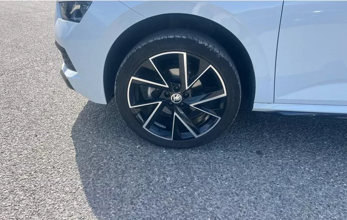 SKODA KAMIQ 1.0 TSI Evo 110 ch DSG7 Monte-Carlo photo 12 560617
