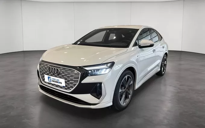 AUDI Q4 E-TRON Sportback 40 204 ch 82 kWh S line extérieur trois quart avant gauche 2132417