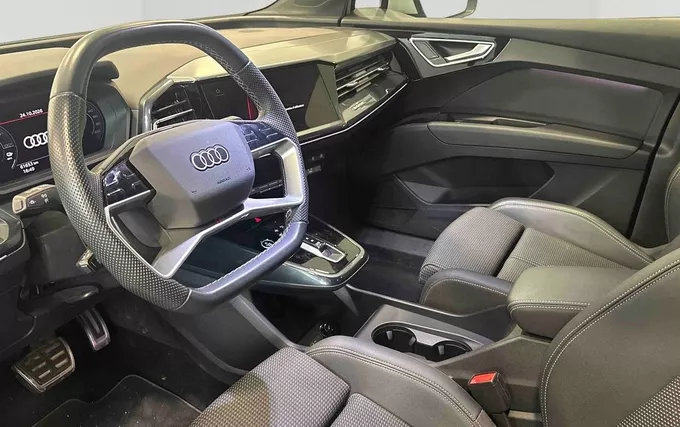 AUDI Q4 E-TRON Sportback 40 204 ch 82 kWh S line photo 18 2132417
